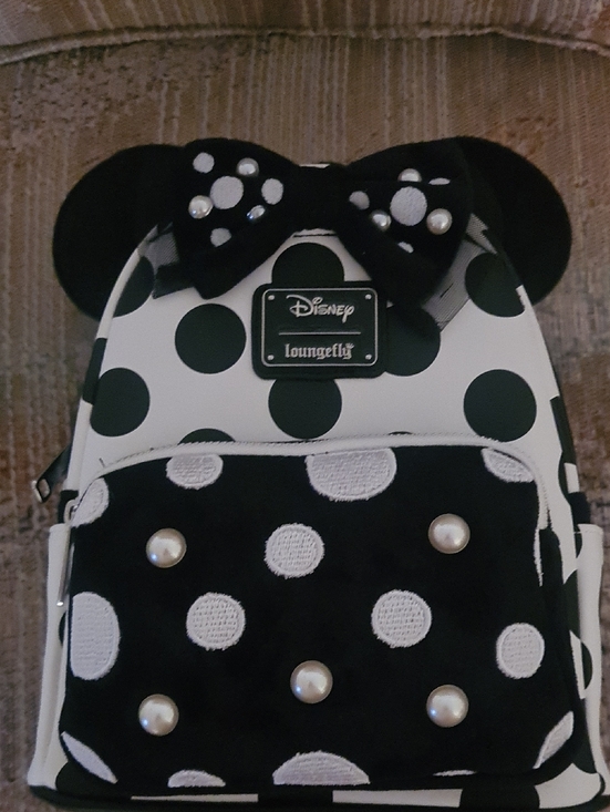 Loungefly Handbags - Loungefly Minnie Polka Dot Pearl Mini Backpack
